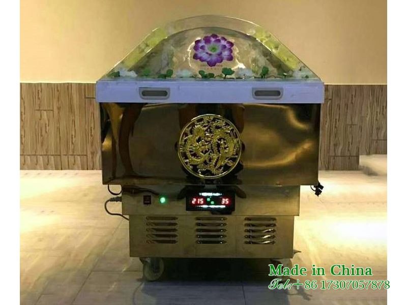 Lingtang pays homage to the ice coffin